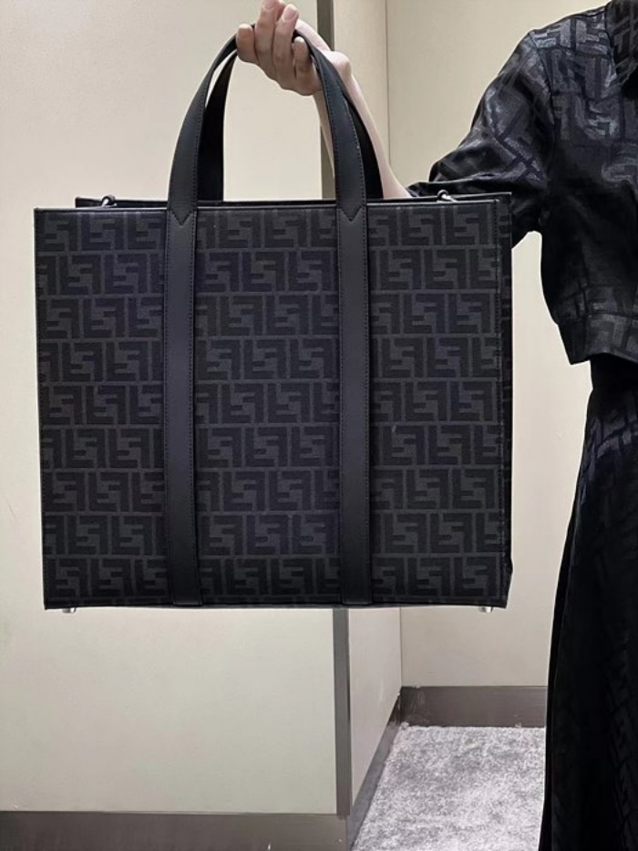 1708686096.362PRYKKivWUUbatch_37.jpg