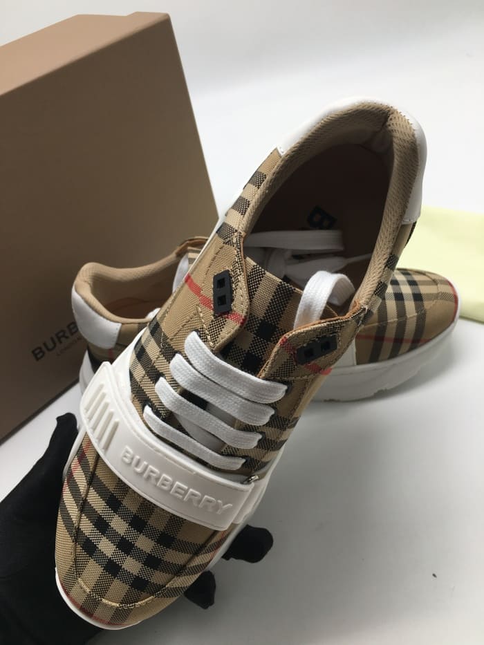 1730713104.6726HNxWgJMQYhbatch_KakaoTalk_20241104_182705821_06.jpg