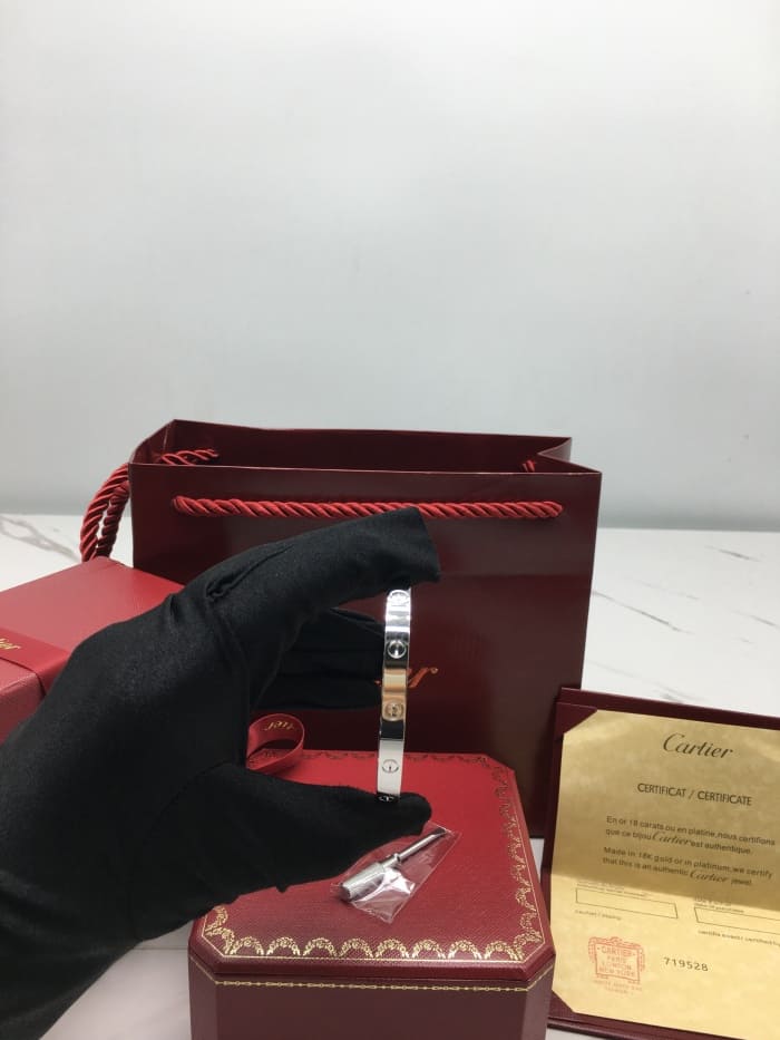 1746618284.6243vMPoxfaGZUbatch_Image_20250507200348.jpg