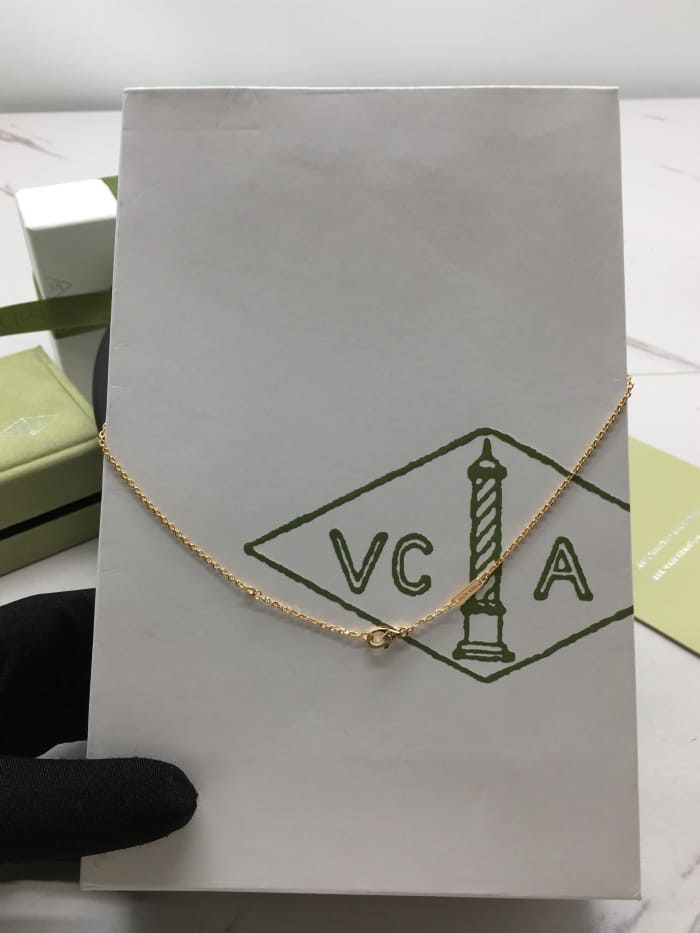 1759047267.1901ujCQCCCFRDbatch_Image_20250927183149.jpg