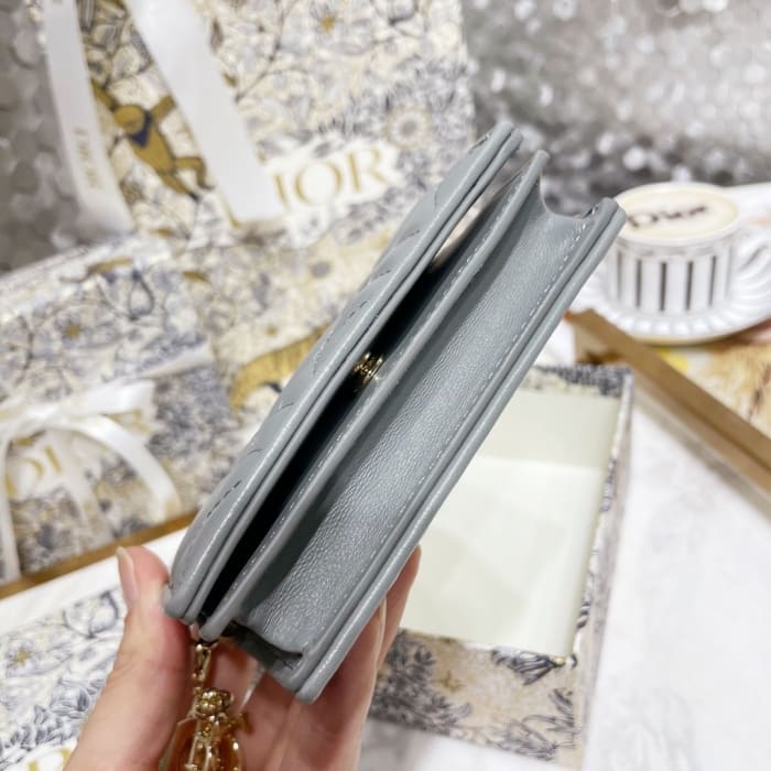 1764489024.4024XzMRFJnRqRbatch_1 6.jpg